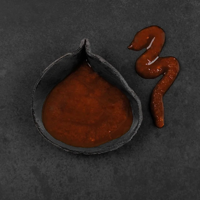 Dunkle Chilisauce mit Habanero Chocolate und Chocolate-Beauty-Paprika